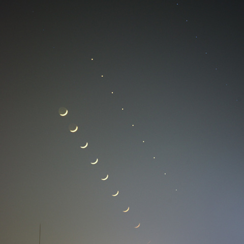 仲良く沈む月と木星(2013/05/112)