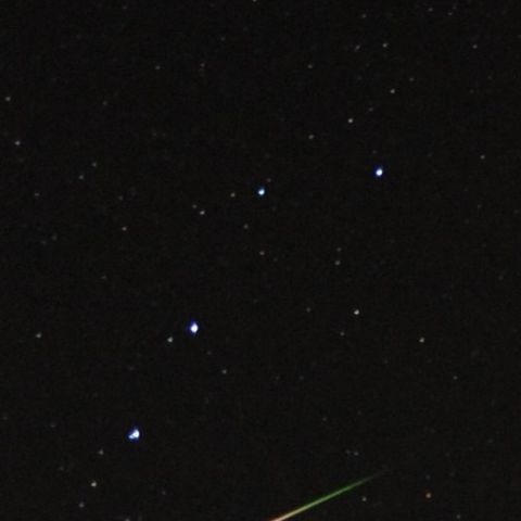 流星と北斗七星
