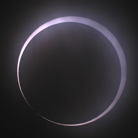 金環日食終了のベイリービーズ