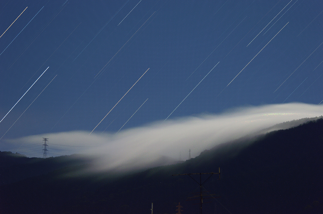 月光下の滝雲と光跡 By フォトスタジオミナミ 天体写真ギャラリー