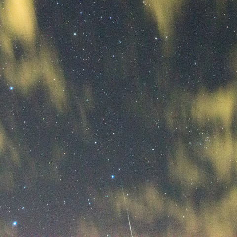 12月15日のふたご座流星群と北斗七星