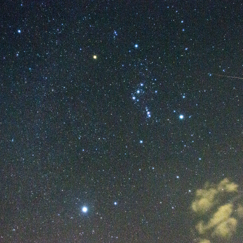 10月26日冬の大三角と流星
