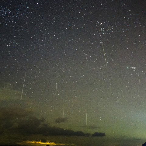 12月15日7分間に流れたふたご座流星群とウィルタネン彗星（46P）の競演