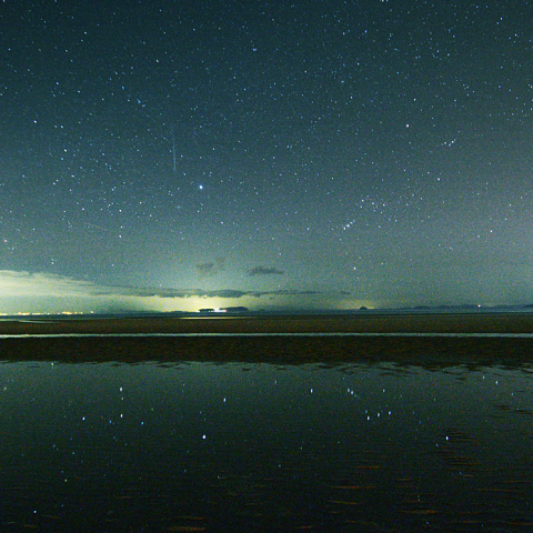 1月4日天空の鏡父母ケ浜に降るしぶんぎ座流星群