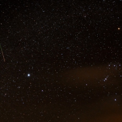 シリウス付近の流星