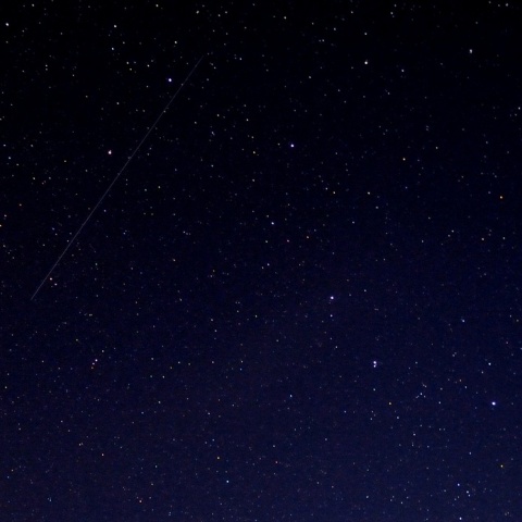 北斗七星と流星