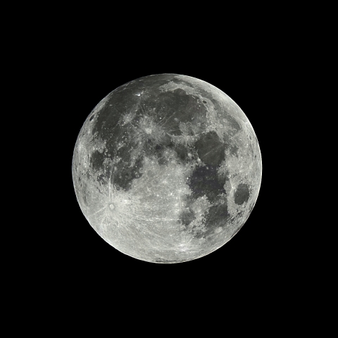 Hunter’s Moon（月齢13.9）