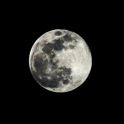 Snow Moon（月齢14.5）