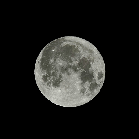 Blue Moon（月齢14.8）