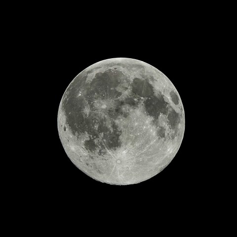 Wolf Moon（月齢15.4）