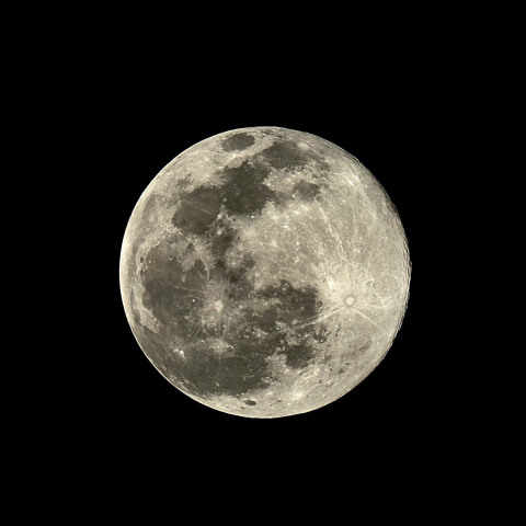 Snow Moon（月齢15.7）