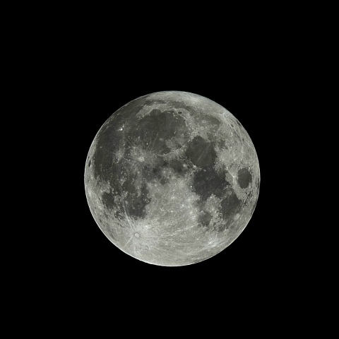 Harvest Moon（月齢14.1）