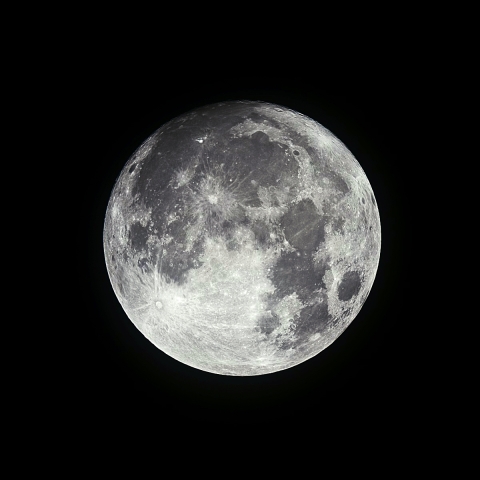 Blue Moon（月齢14.2）