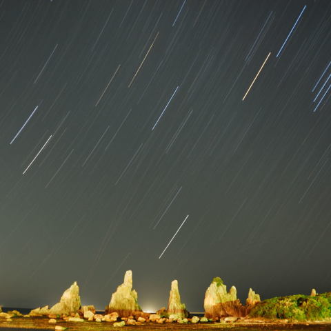 橋杭岩と星空