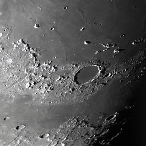 アルプス谷とプラトン