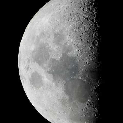 2014年2月7日の月