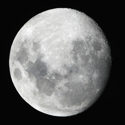 2014年10月6日の月（栗名月）