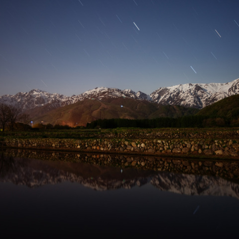 沈む獅子座の白馬八方棚田