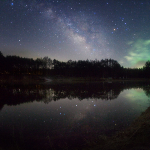 銀河の溜池オーロラ