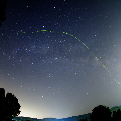 天の川遊泳の七夕蛍
