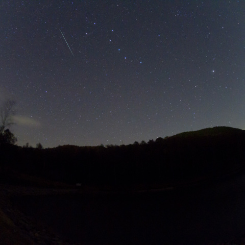 ふたご座流星群の金星北斗