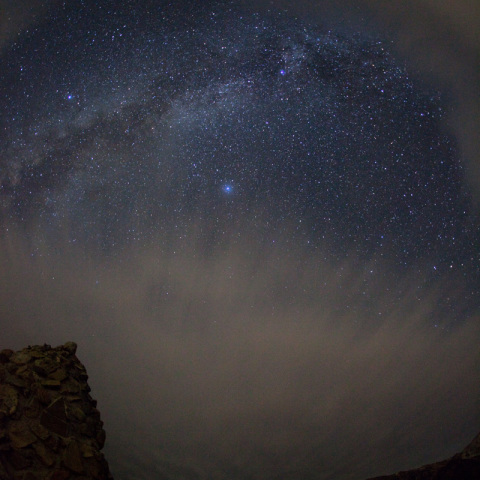霧巻く銀河ケルン