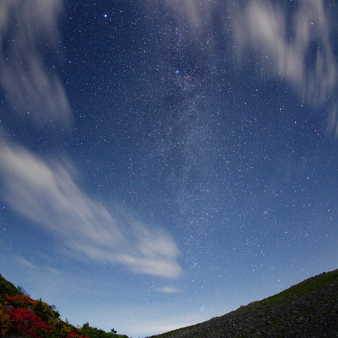 銀河の山岳紅葉