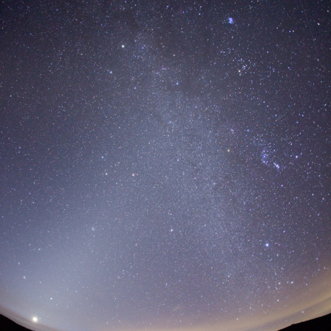 交る黄道光銀河白馬大池
