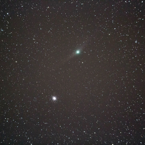 M92と翼を広げるギャラッド彗星