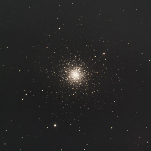 春を呼ぶ球状星団　M3