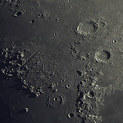 アリストテレス、カッシーニ、アルプス谷付近