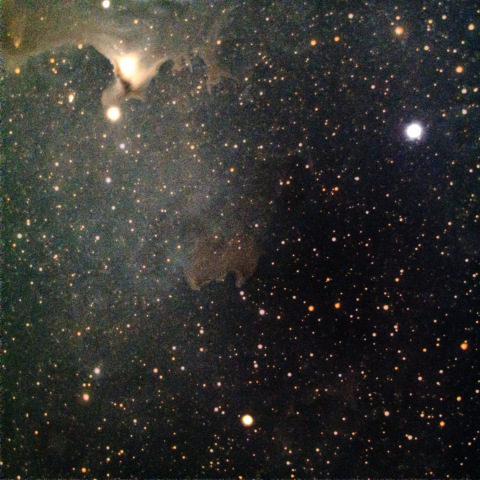 ゴースト(バンザイ)星雲 Sh2-136