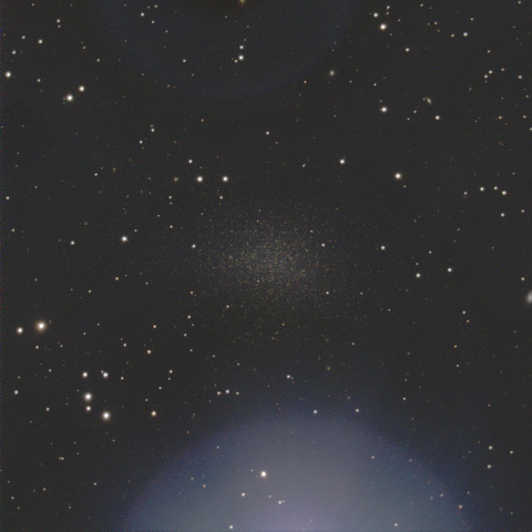 Leo1（天の川矮小伴銀河）