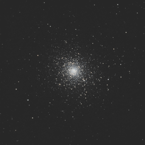 M5 (へび座球状星団）