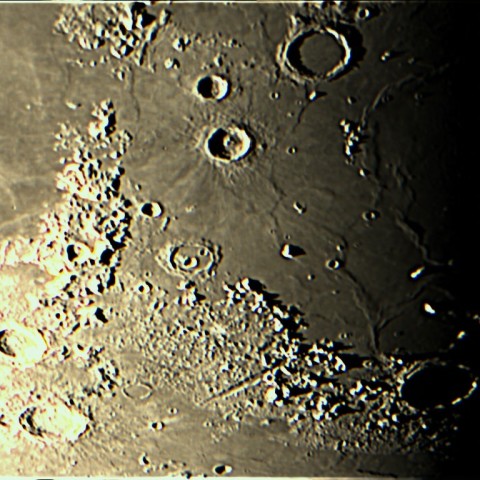 プラトー、雨の海の夜明け