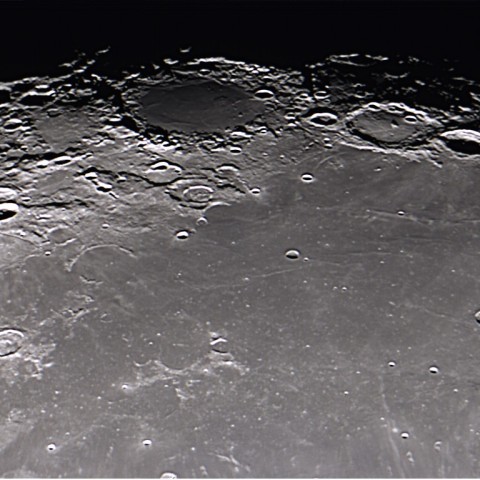 嵐の大洋とグリマルディ付近