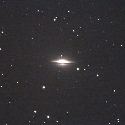 M104（ソンブレロ銀河）