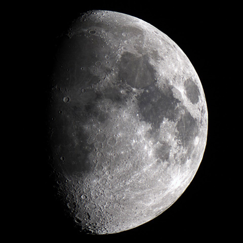 2017年9月30日の月（月齢10.2）