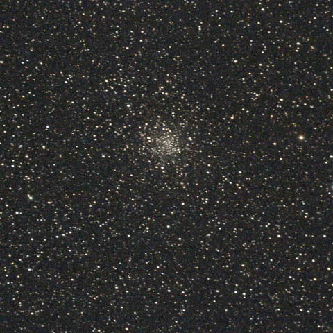 M71（や座の球状星団）
