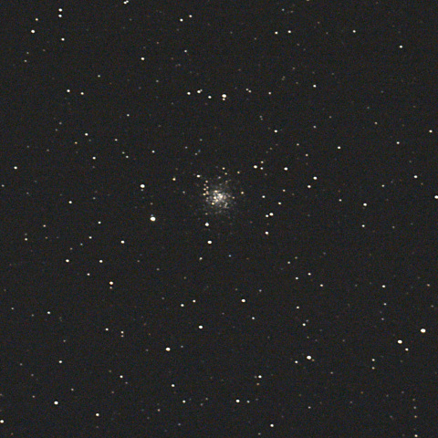 M72（みずがめ座の球状星団）