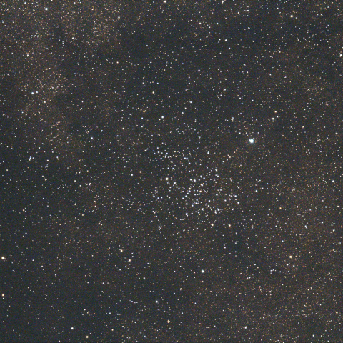 M23（いて座の散開星団）