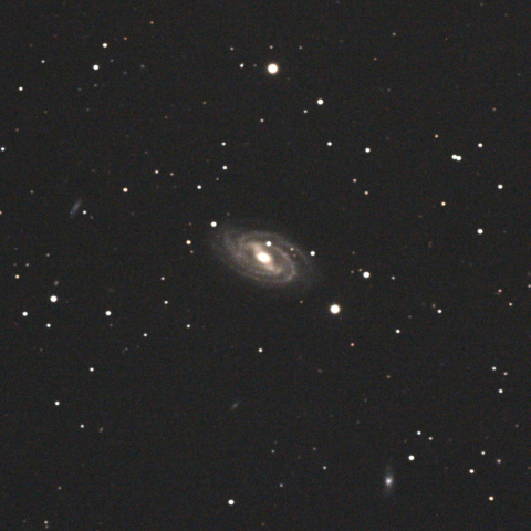 M109（おおぐま座渦巻銀河）