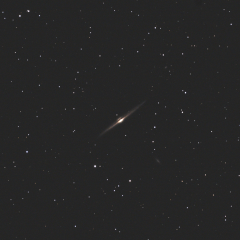 NGC4565（かみのけ座エッジオン銀河）