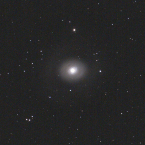 M94（りょうけん座銀河）