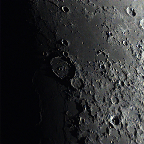 ポシドニウス付近