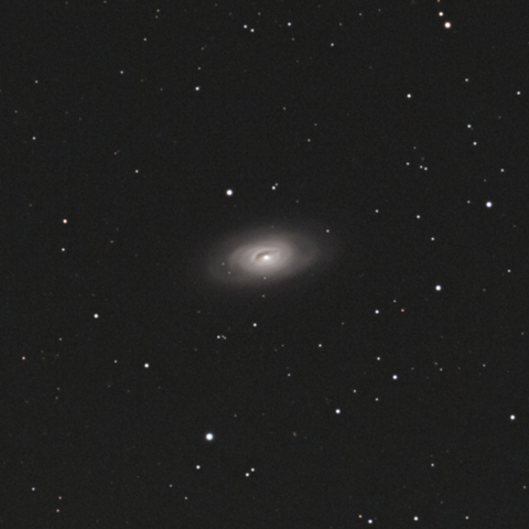 M64 (黒目銀河）