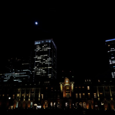 師走の月　　231227