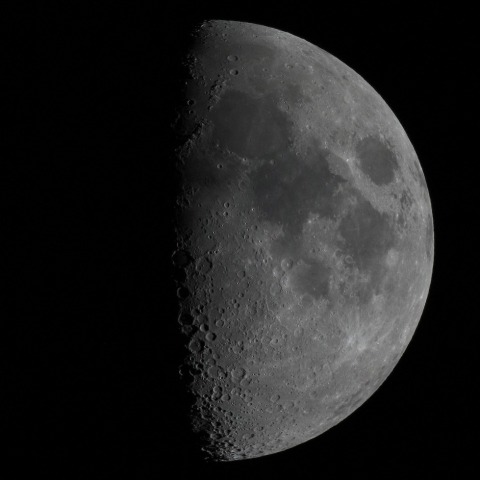 月齢7.5　　240217