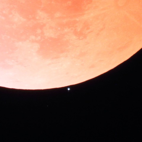 皆既月食と天王星　221108