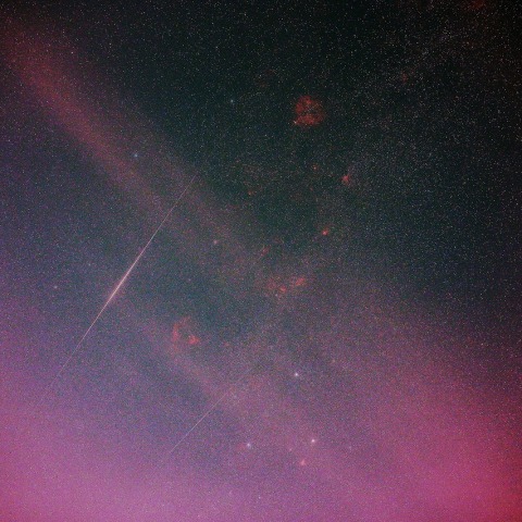 雲間の流れ星　240612